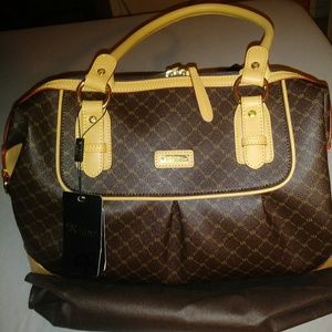 Brwn/Tan leather Rioni bag